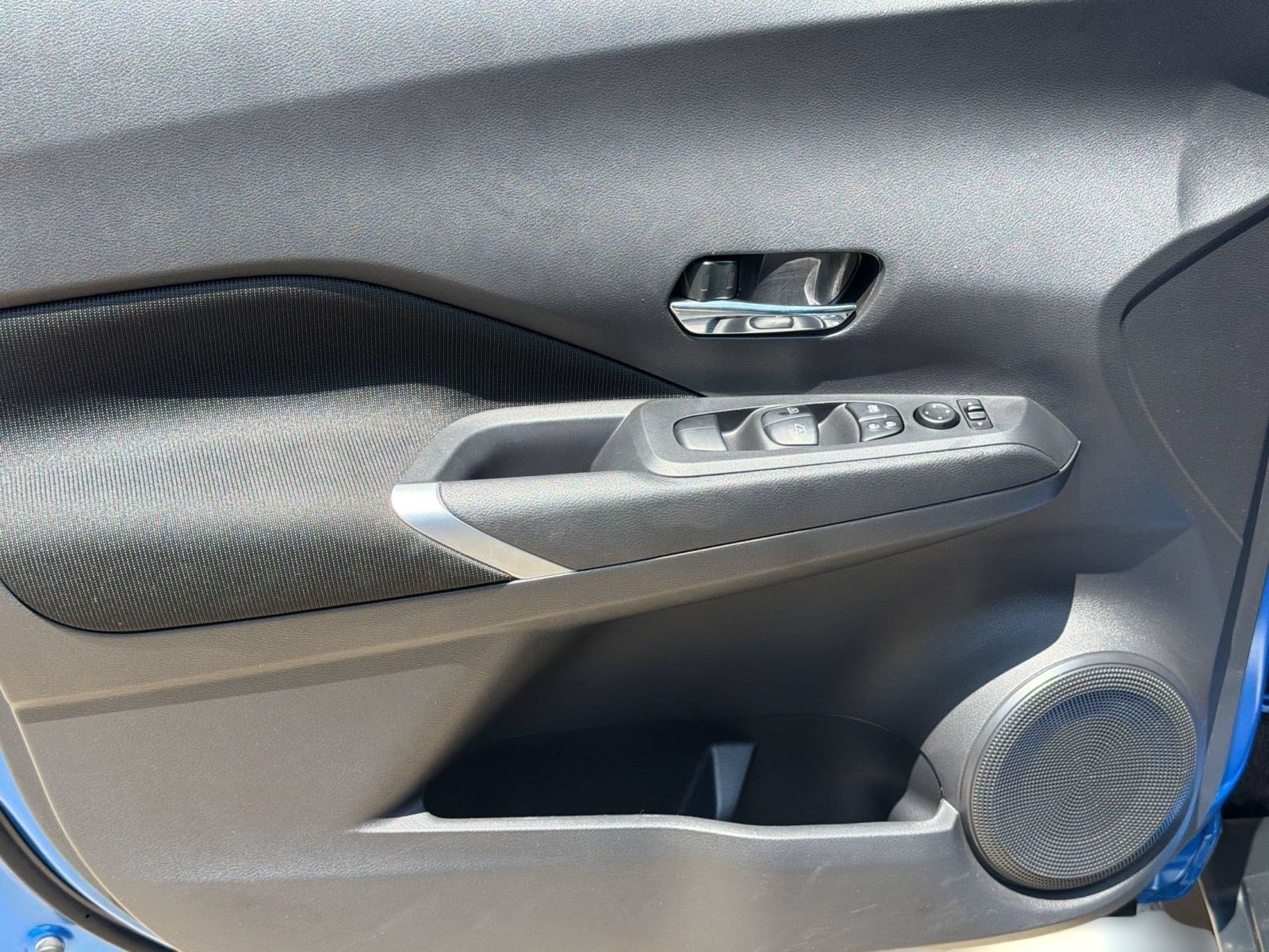 Used 2021 Nissan Kicks SV FWD image 13