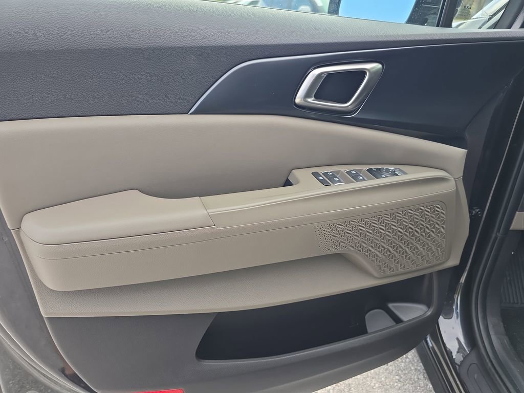 New 2026 Kia Carnival LXS image 18