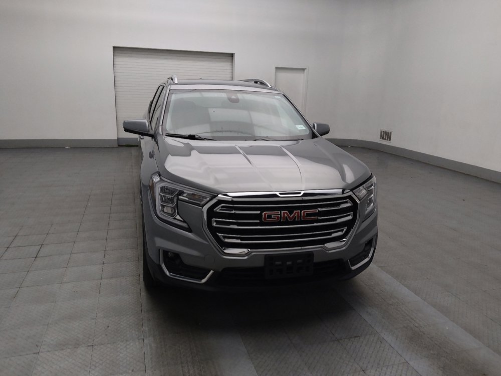 Used 2023 GMC Terrain SLT image 14