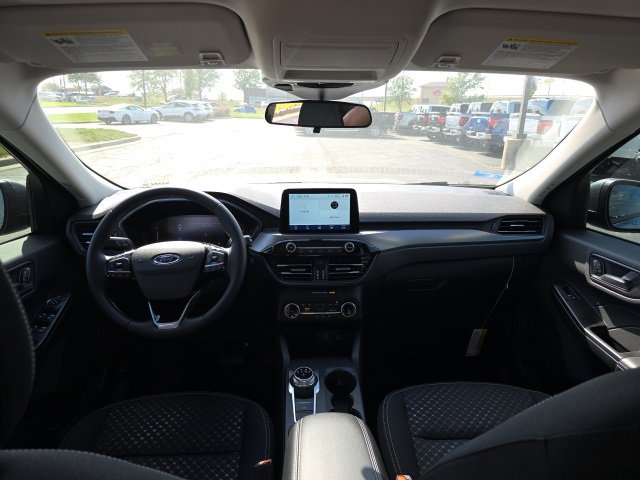 New 2025 Ford Escape Active w/ Cold Weather Package image 14