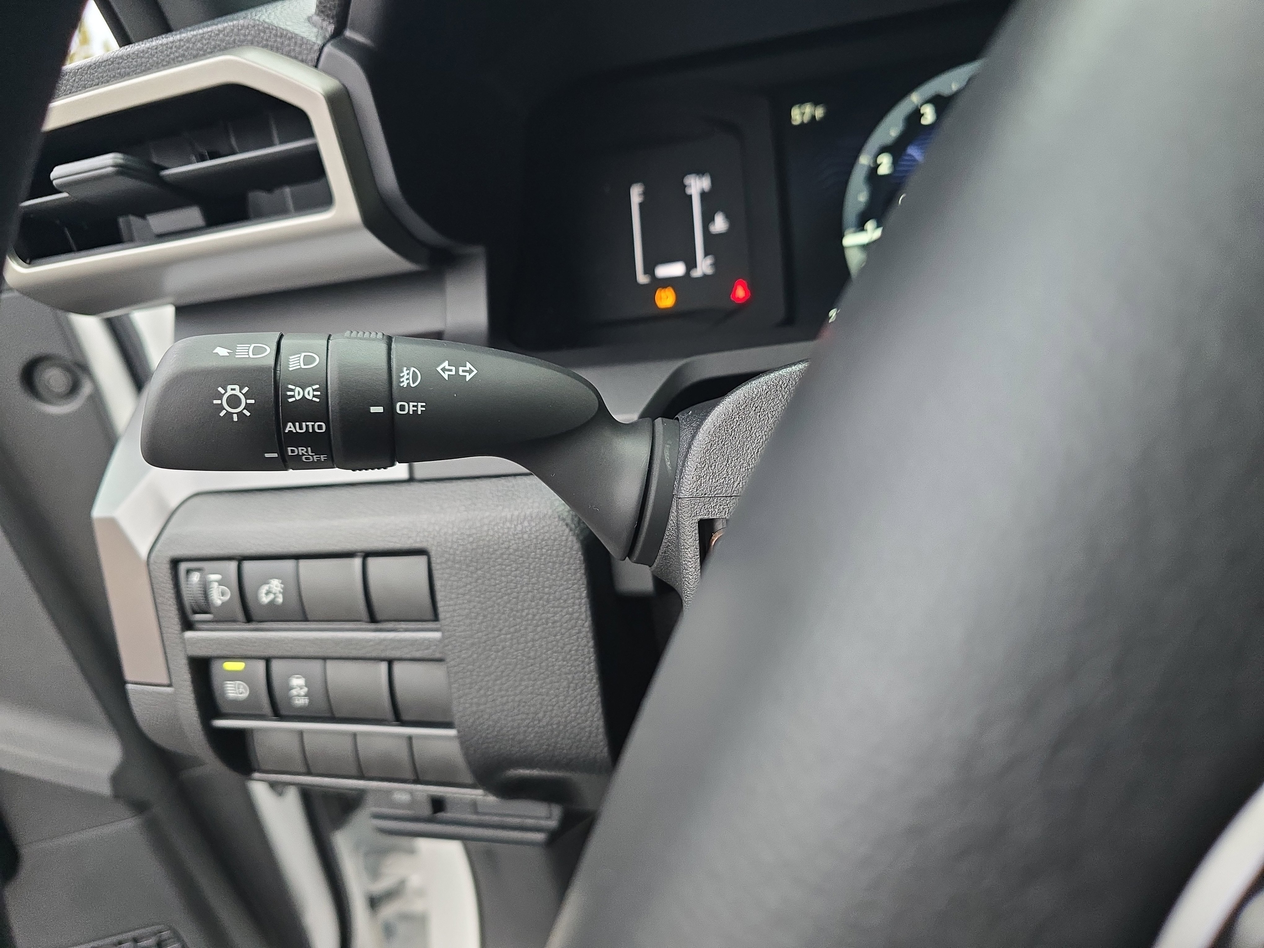 Used 2025 Toyota Tacoma SR5 image 24