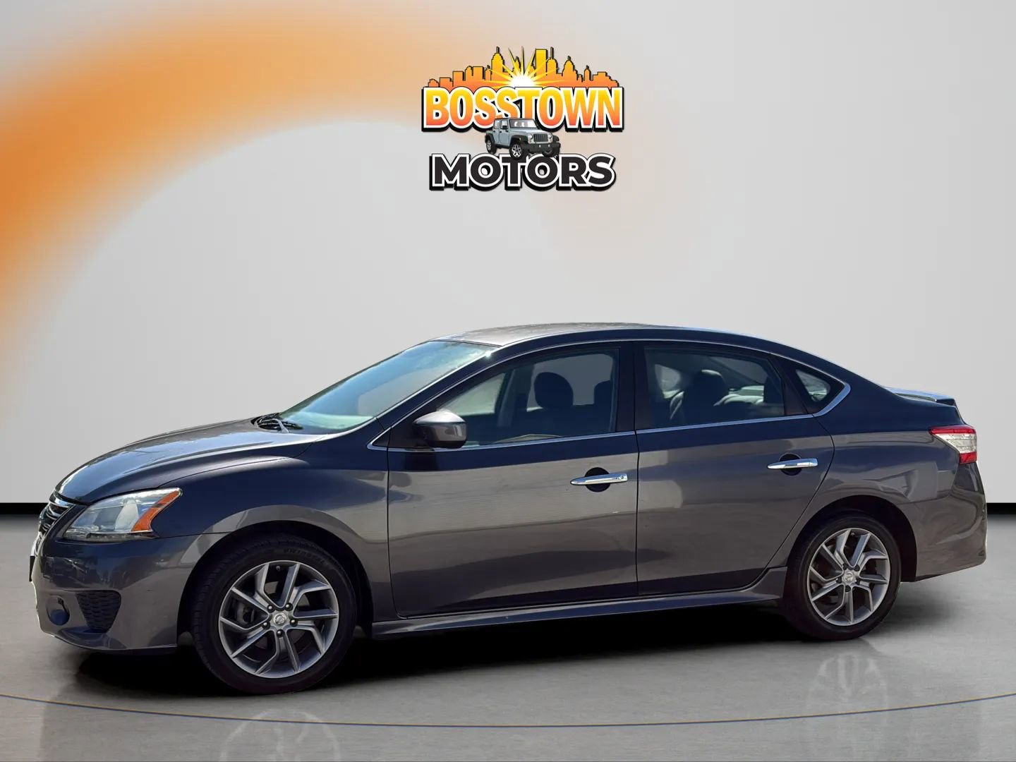 Used 2014 Nissan Sentra SR w/ SR Driver Package FWD image 2