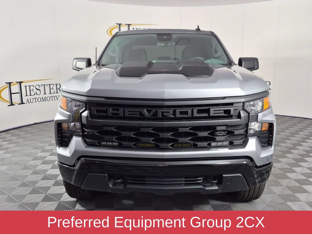 Used 2026 Chevrolet Silverado 1500 Custom Trail Boss w/ Dark Appearance Package AWD/4WD image 9
