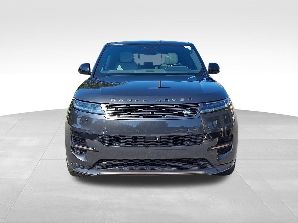Used 2024 Land Rover Range Rover Sport Dynamic SE AWD/4WD image 2