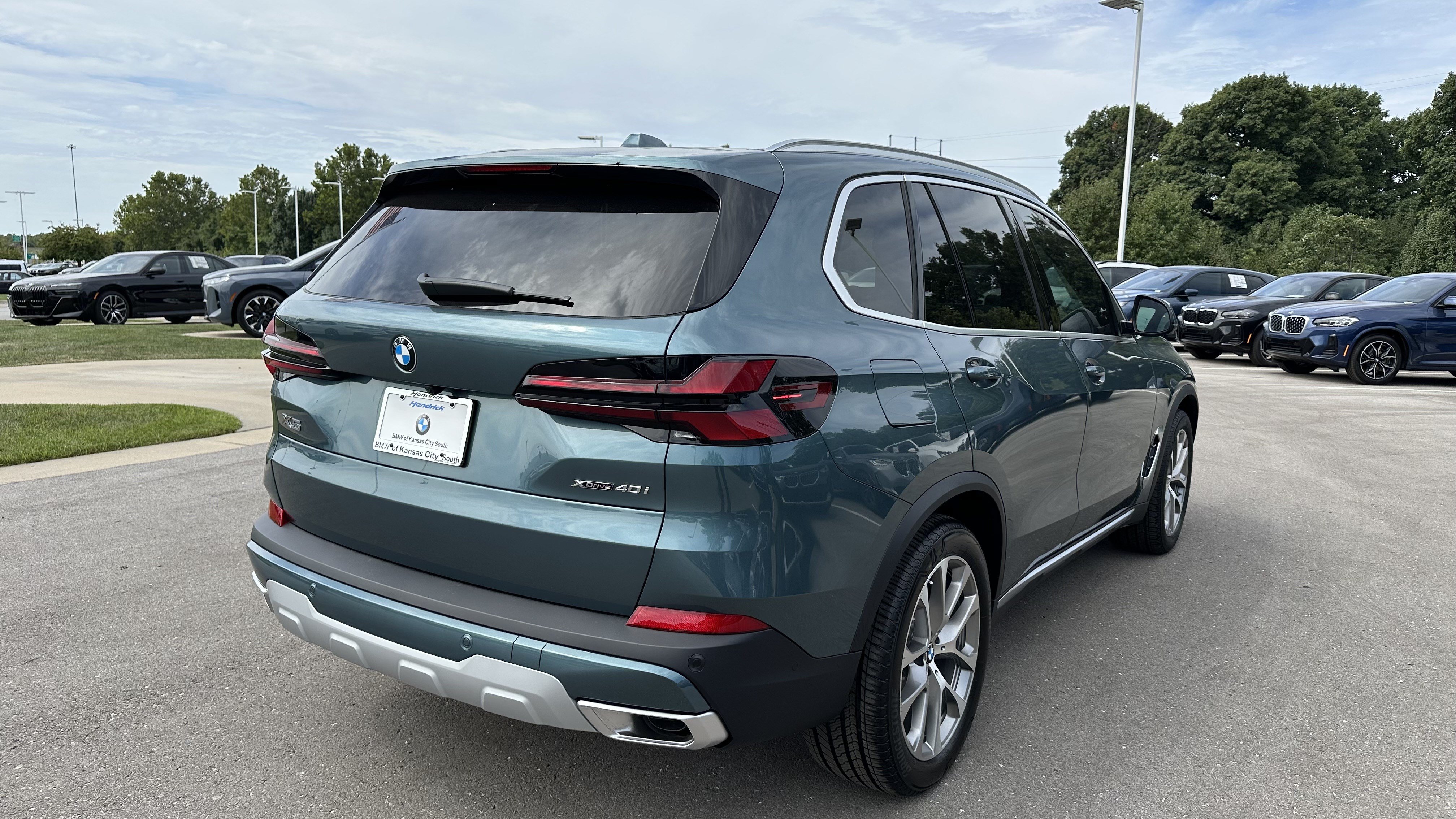 Used 2026 BMW X5 xDrive40i w/ Climate Comfort Package AWD/4WD image 10