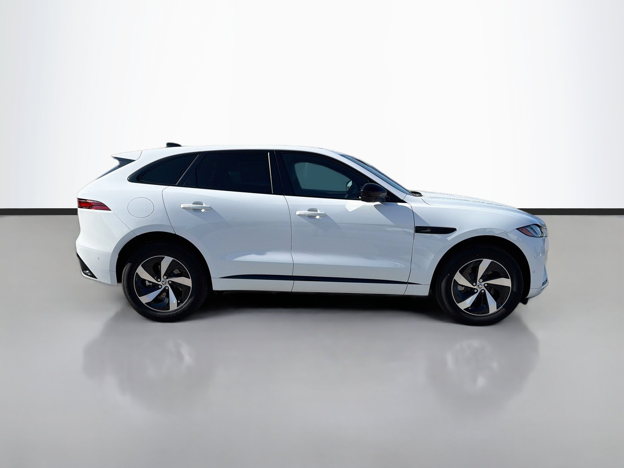 New 2026 Jaguar F-PACE R-Dynamic S AWD/4WD image 6