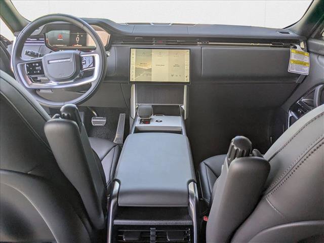 New 2025 Land Rover Range Rover SE image 14