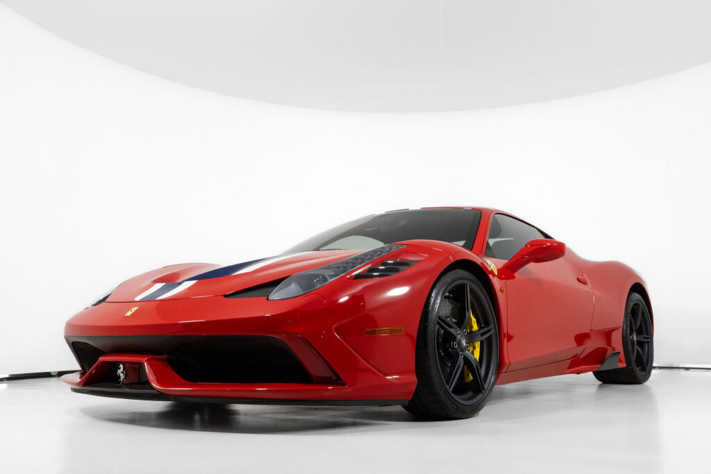 Used 2015 Ferrari 458 Speciale Coupe RWD image 14