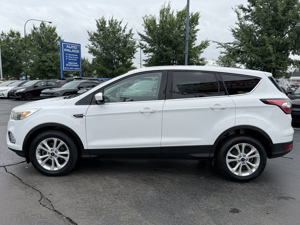 Used 2017 Ford Escape SE FWD image 7