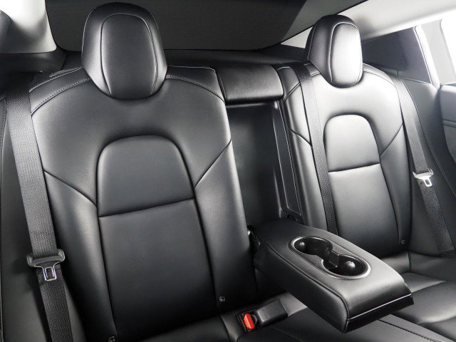Used 2023 Tesla Model 3 image 18