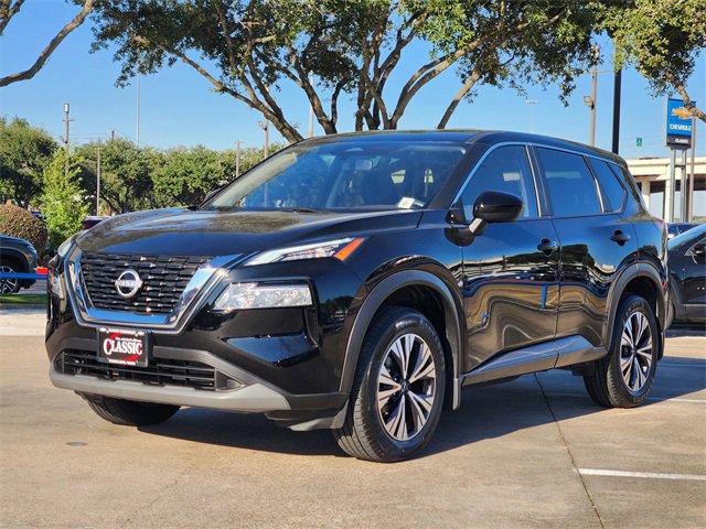 Used 2023 Nissan Rogue SV image 3