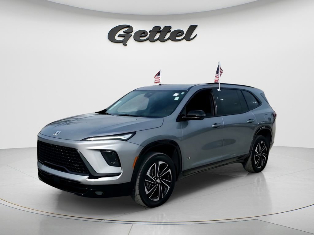 Used 2025 Buick Enclave Sport Touring image 10