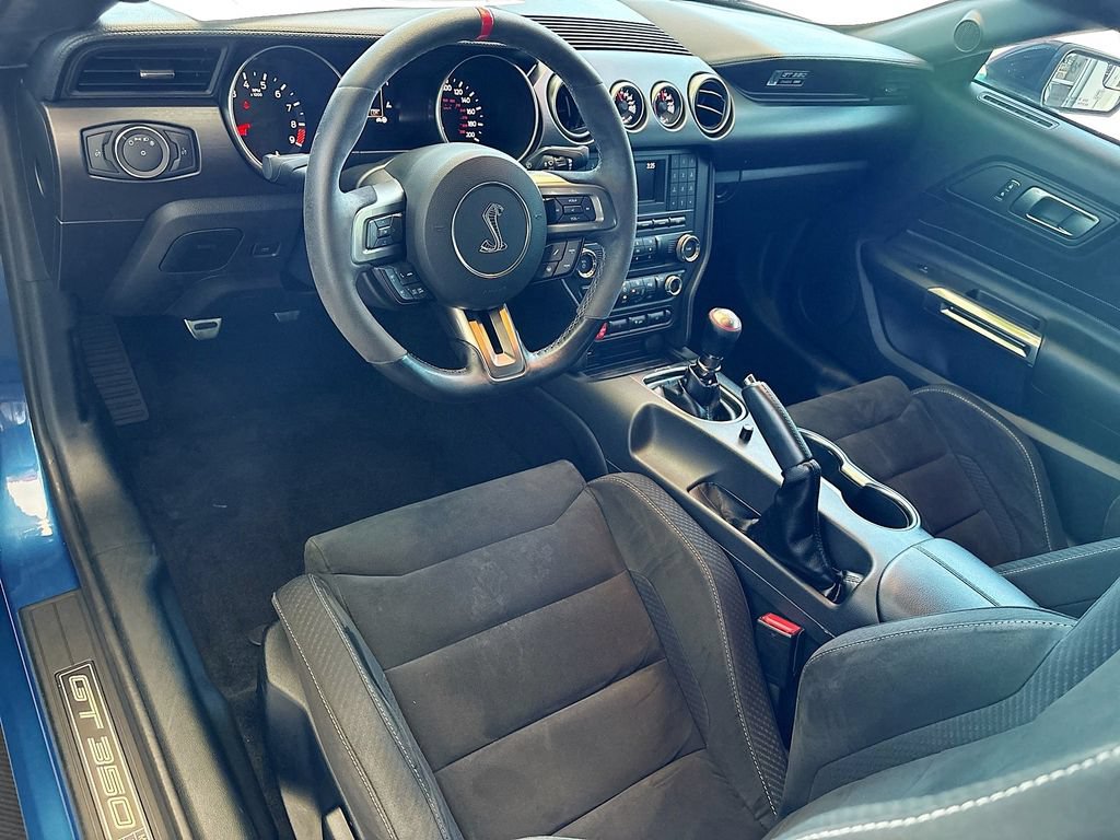 Used 2016 Ford Mustang Shelby GT350 w/ Track Package RWD image 9