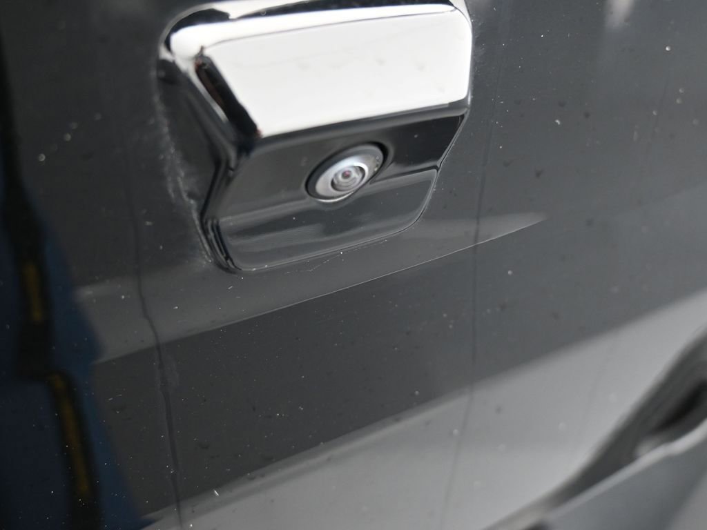 Used 2024 Jeep Gladiator Sport w/ Premium Package image 39