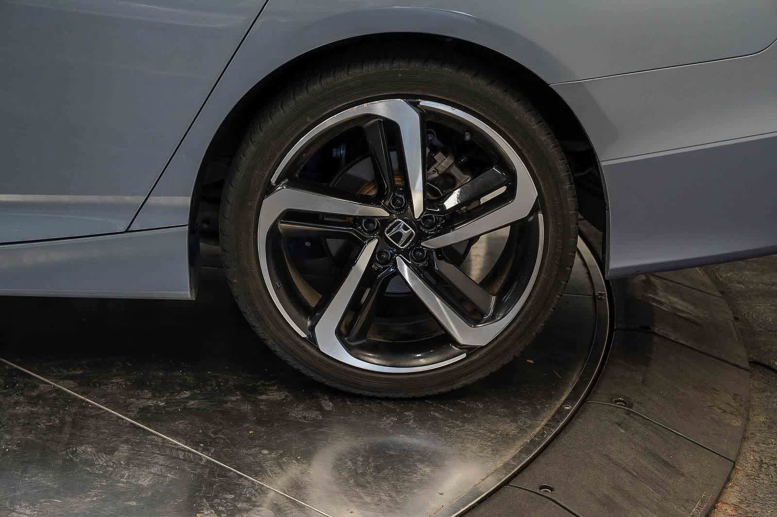 Used 2021 Honda Accord Sport image 10