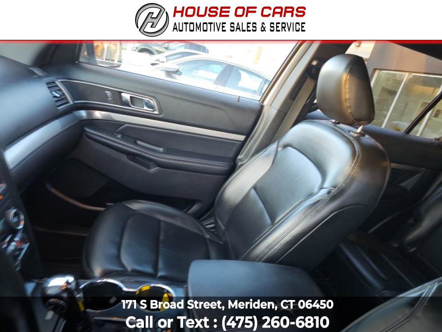 Used 2019 Ford Explorer XLT w/ Equipment Group 202A AWD/4WD image 34