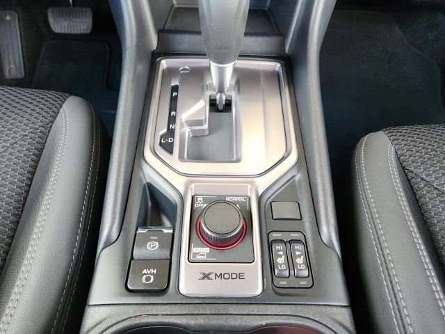 Used 2023 Subaru Forester Premium AWD/4WD image 19