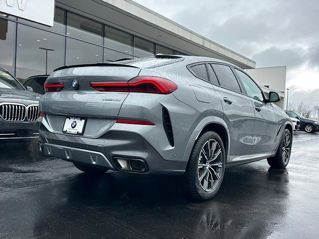 New 2026 BMW X6 xDrive40i image 3