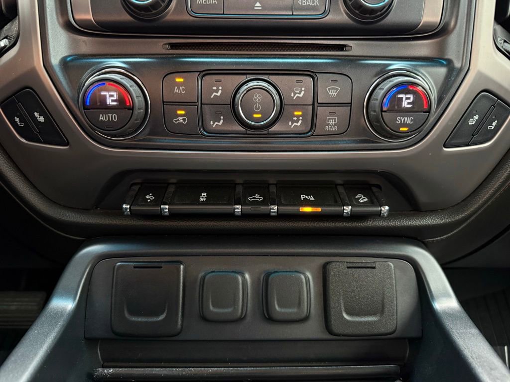 Used 2017 GMC Sierra 2500 SLT w/ All Terrain HD Package AWD/4WD image 27