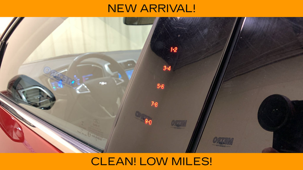 Used 2013 Ford Fusion SE FWD image 25