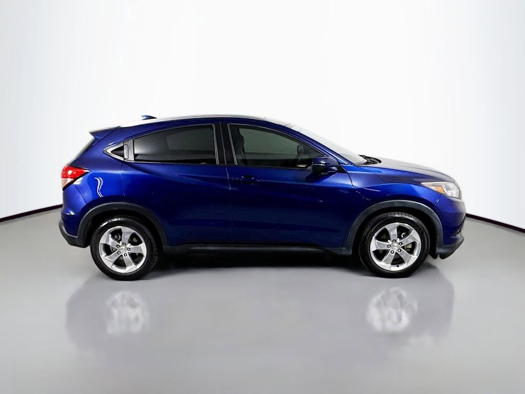 Used 2017 Honda HR-V EX-L image 4