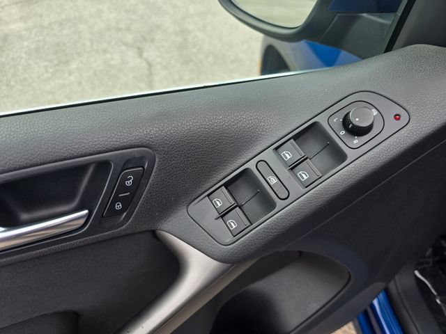 Used 2009 Volkswagen Tiguan SE AWD/4WD image 15