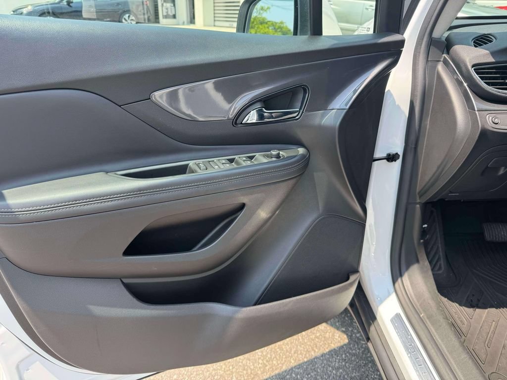 Used 2022 Buick Encore Preferred w/ Safety Package AWD/4WD image 19