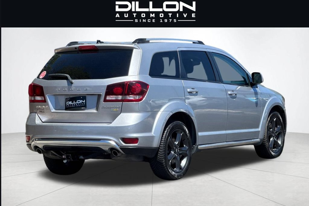 Used 2018 Dodge Journey Crossroad FWD image 4