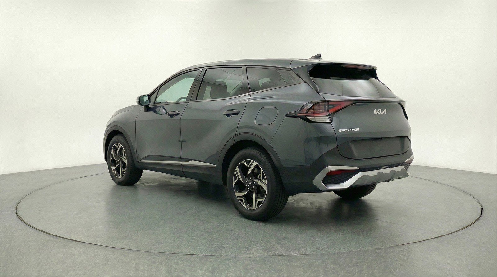 Used 2025 Kia Sportage LX image 6