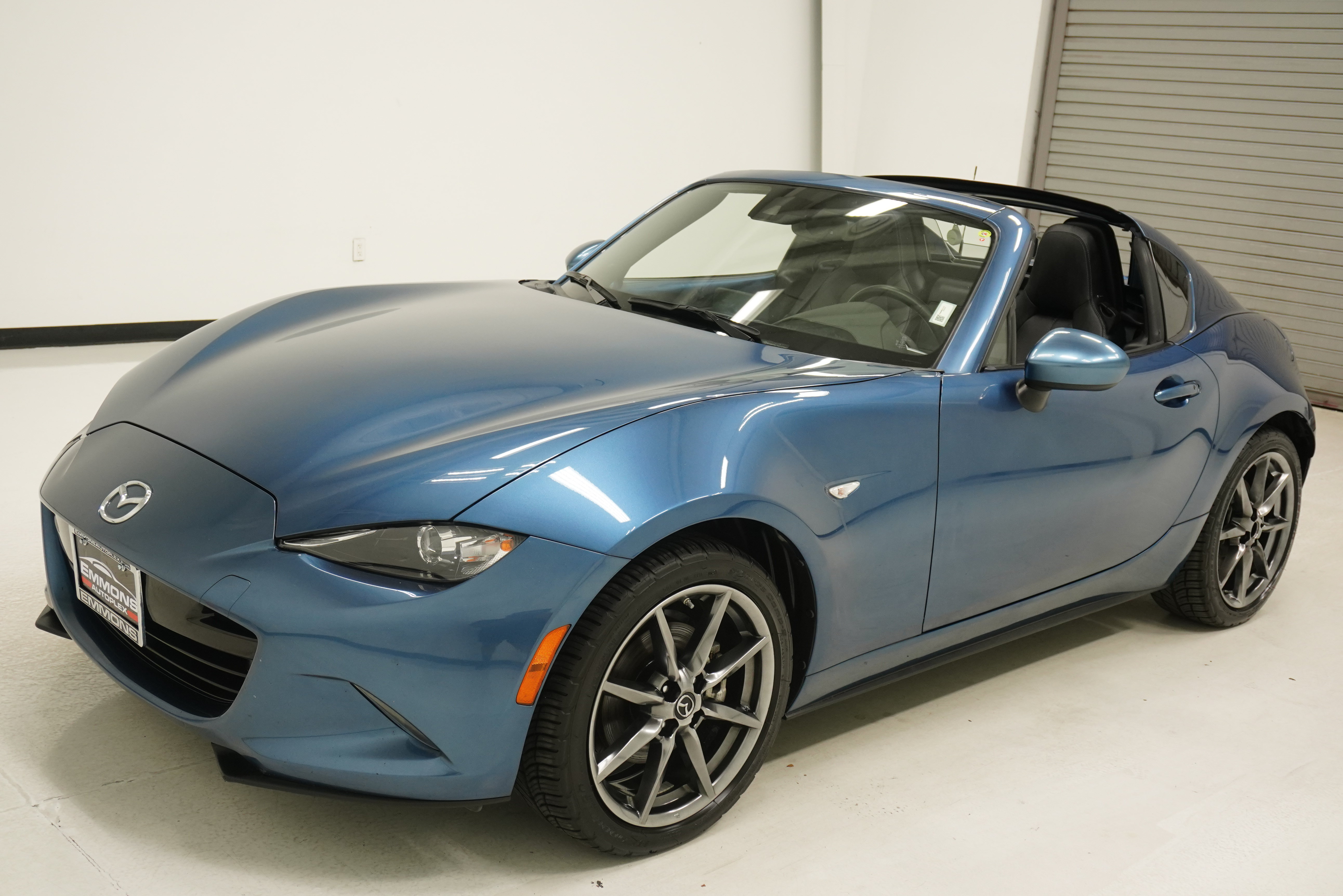 Used 2020 MAZDA MX-5 Miata RF Grand Touring RWD image 6