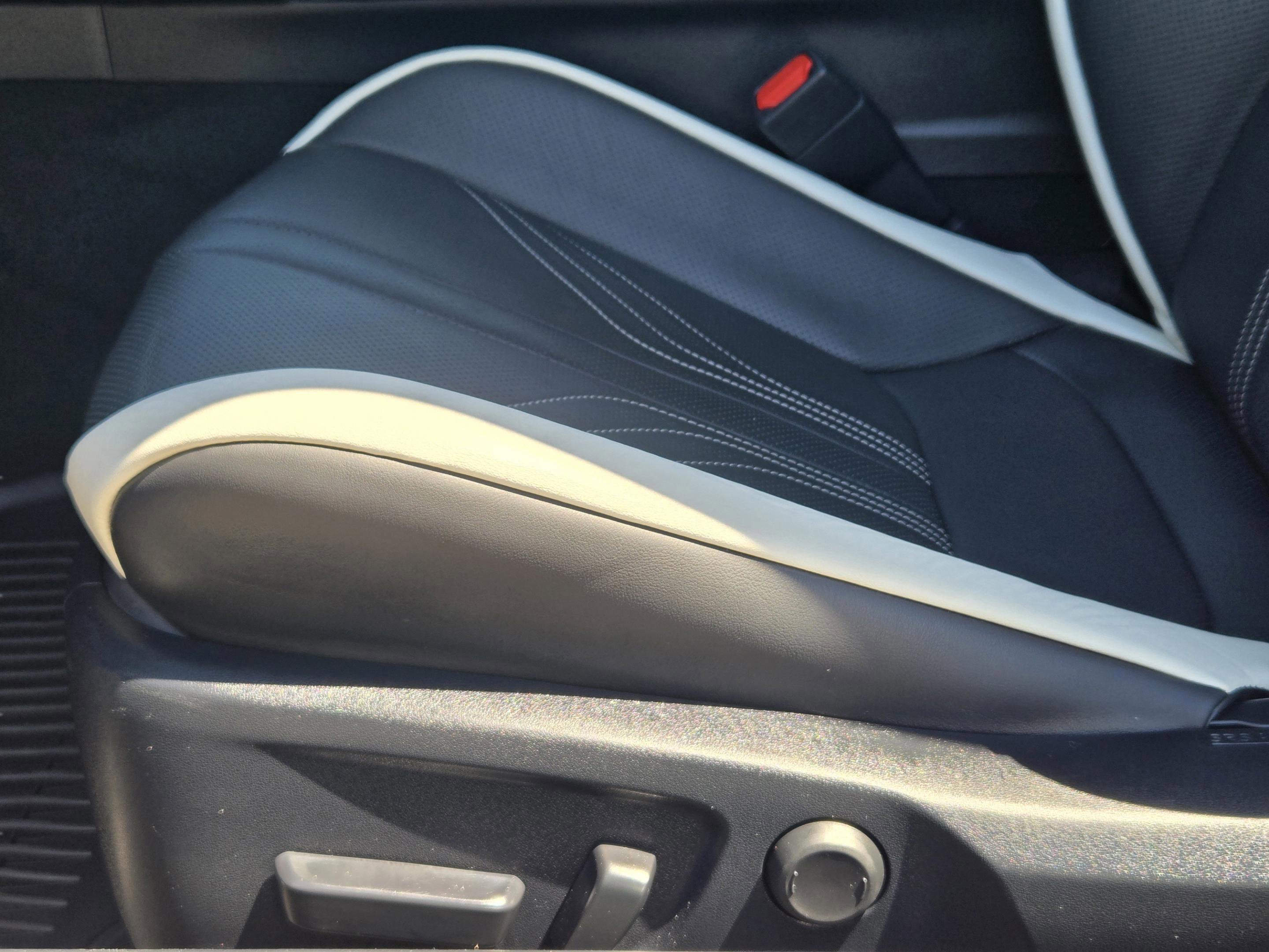 Used 2023 Lexus RC F w/ Premium Package image 22