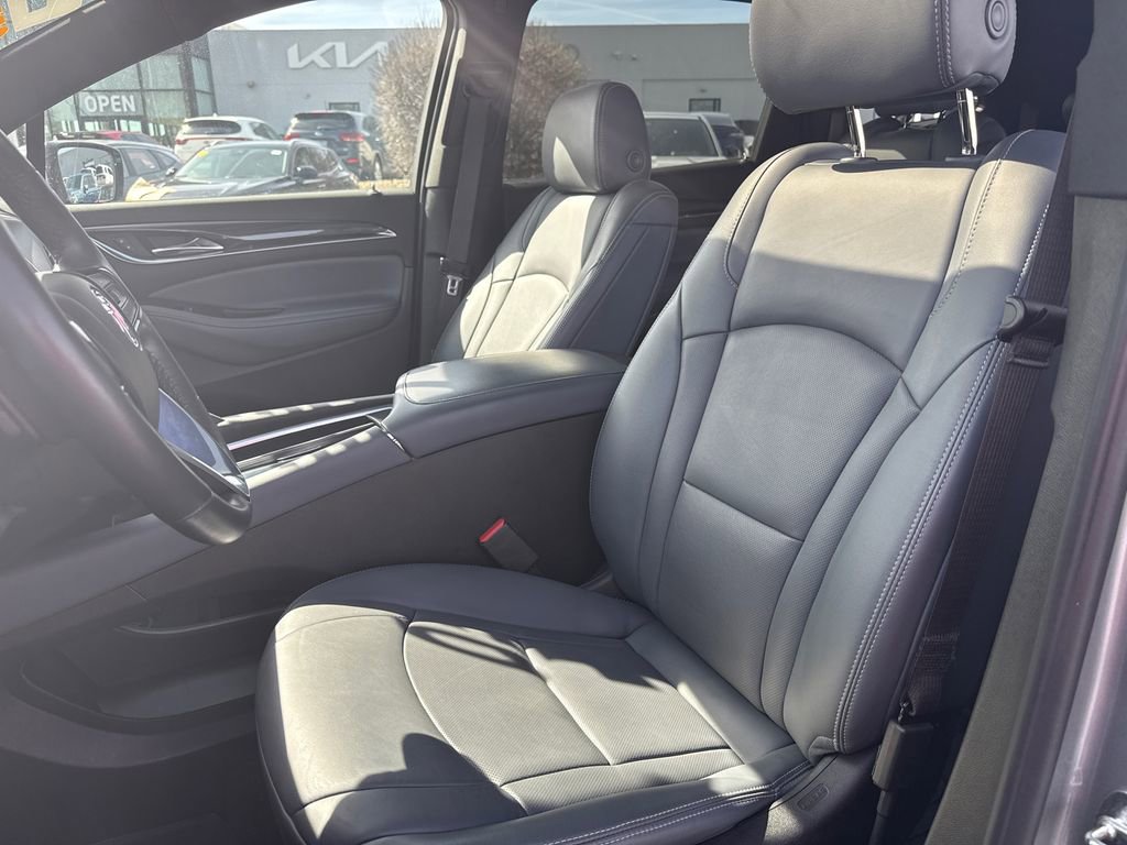 Certified 2024 Buick Enclave Essence w/ Experience Buick Package AWD/4WD image 17