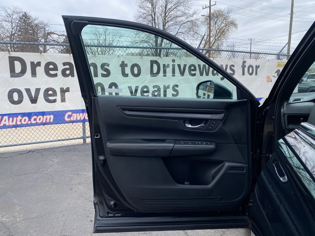 Used 2024 Honda CR-V Sport-L image 13