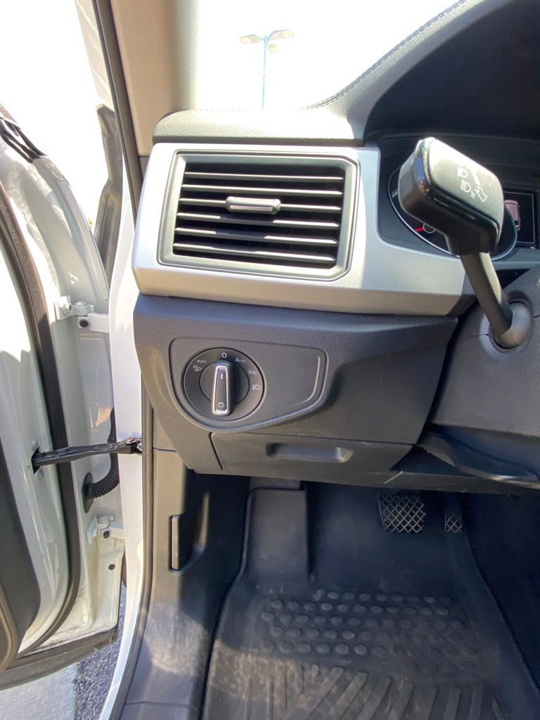 Used 2021 Volkswagen Atlas SE AWD/4WD image 11