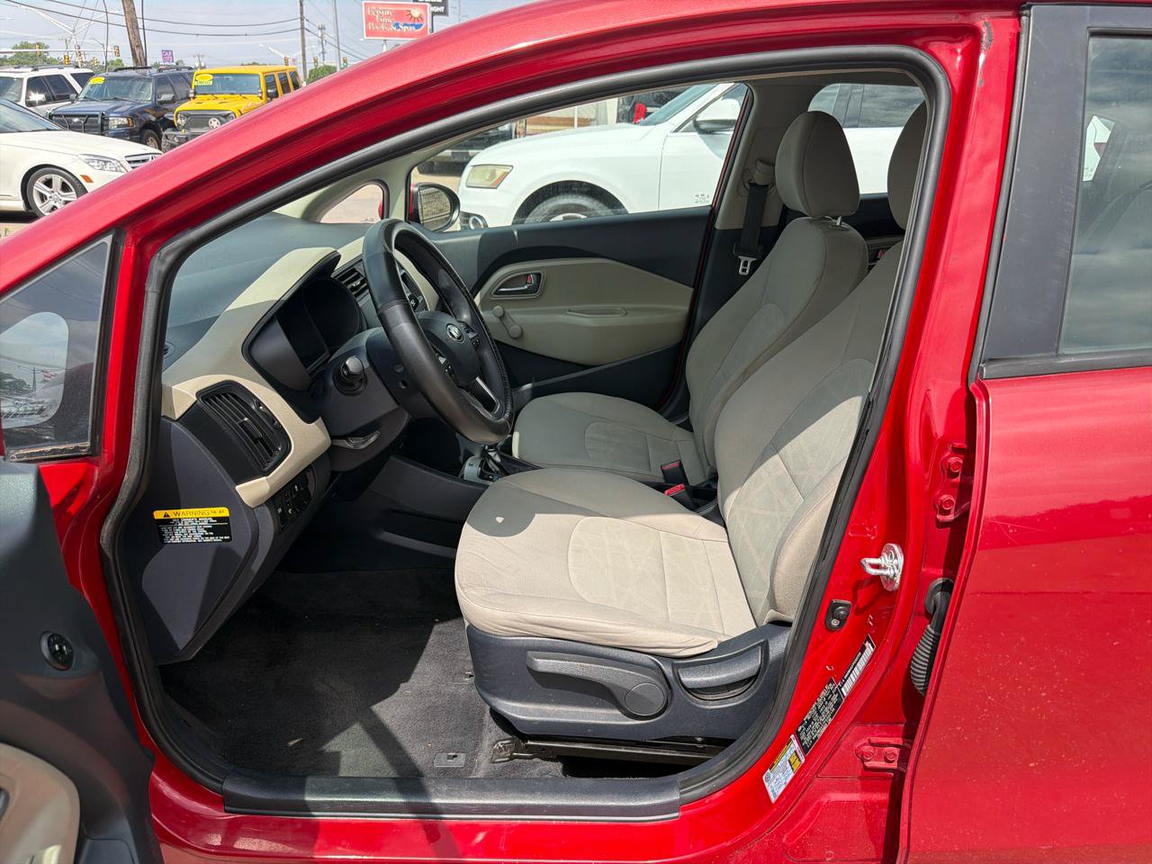 Used 2015 Kia Rio LX FWD image 9