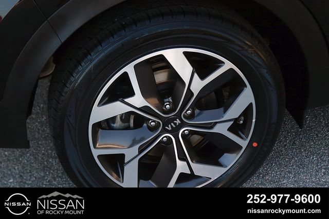 Used 2021 Kia Sportage EX w/ EX Technology Package FWD image 8