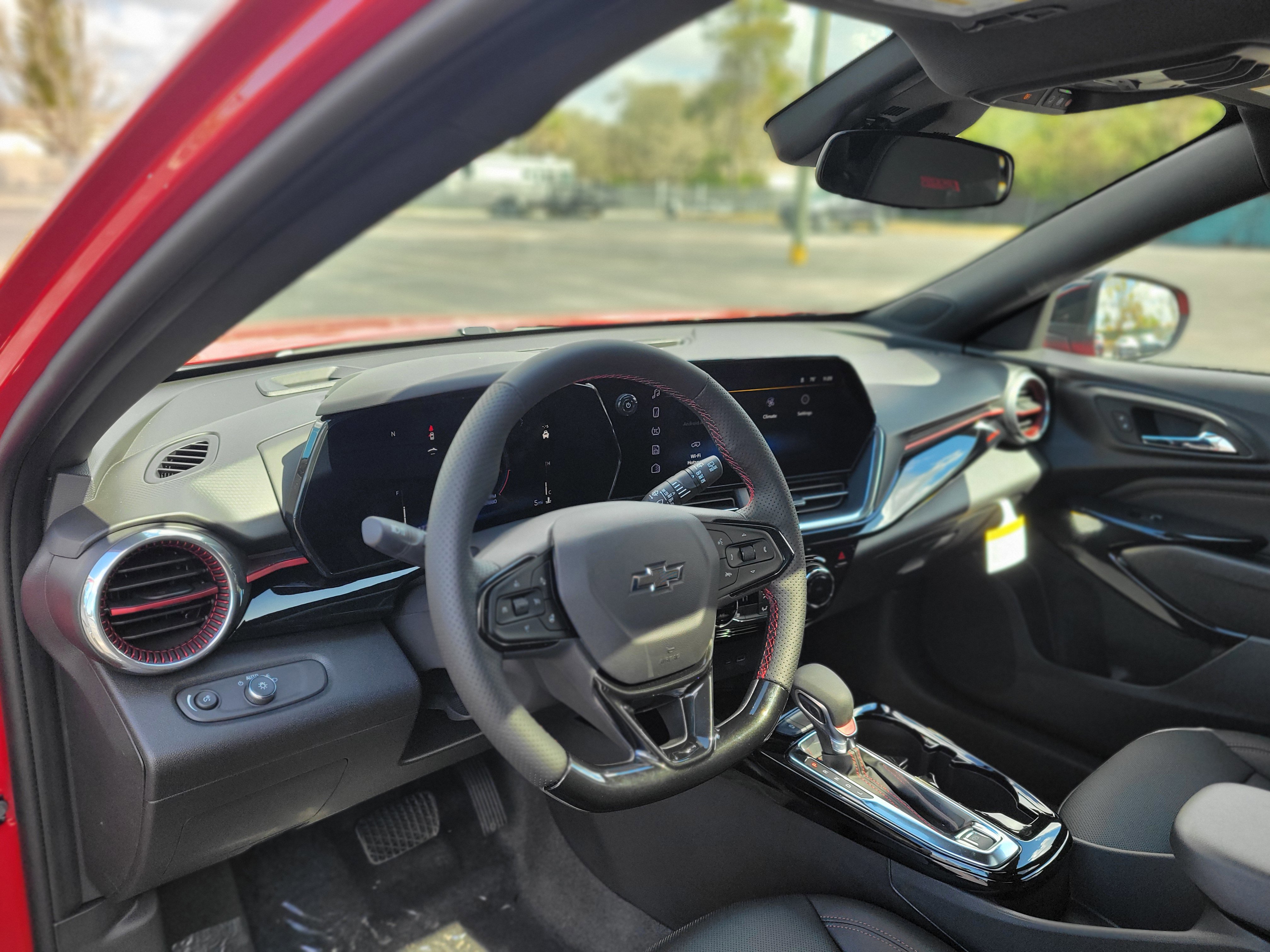 New 2026 Chevrolet Trax RS w/ Sunroof Package image 28
