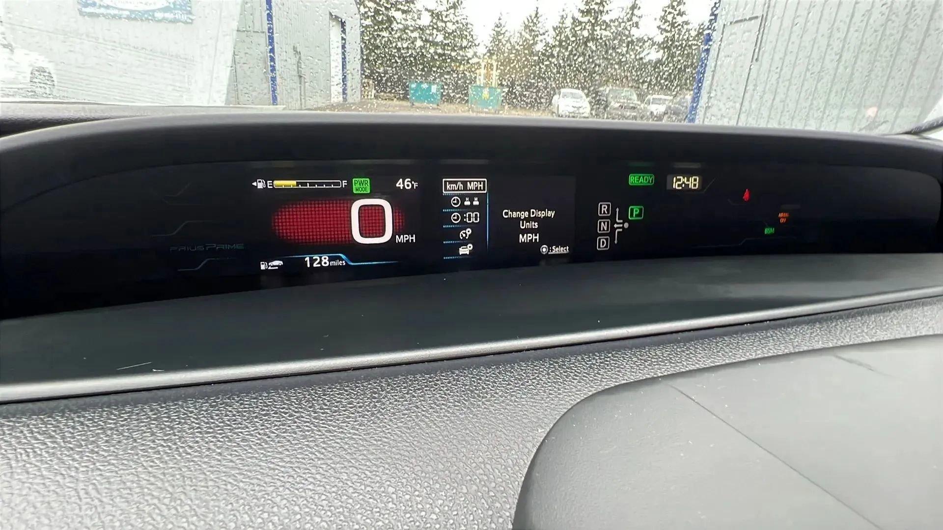 Used 2017 Toyota Prius Prime Advanced w/ Preferred Accessory Package image 25