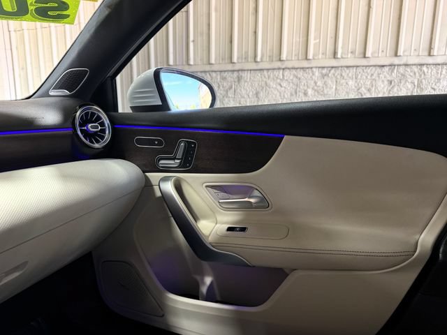 Used 2019 Mercedes-Benz A 220 image 31