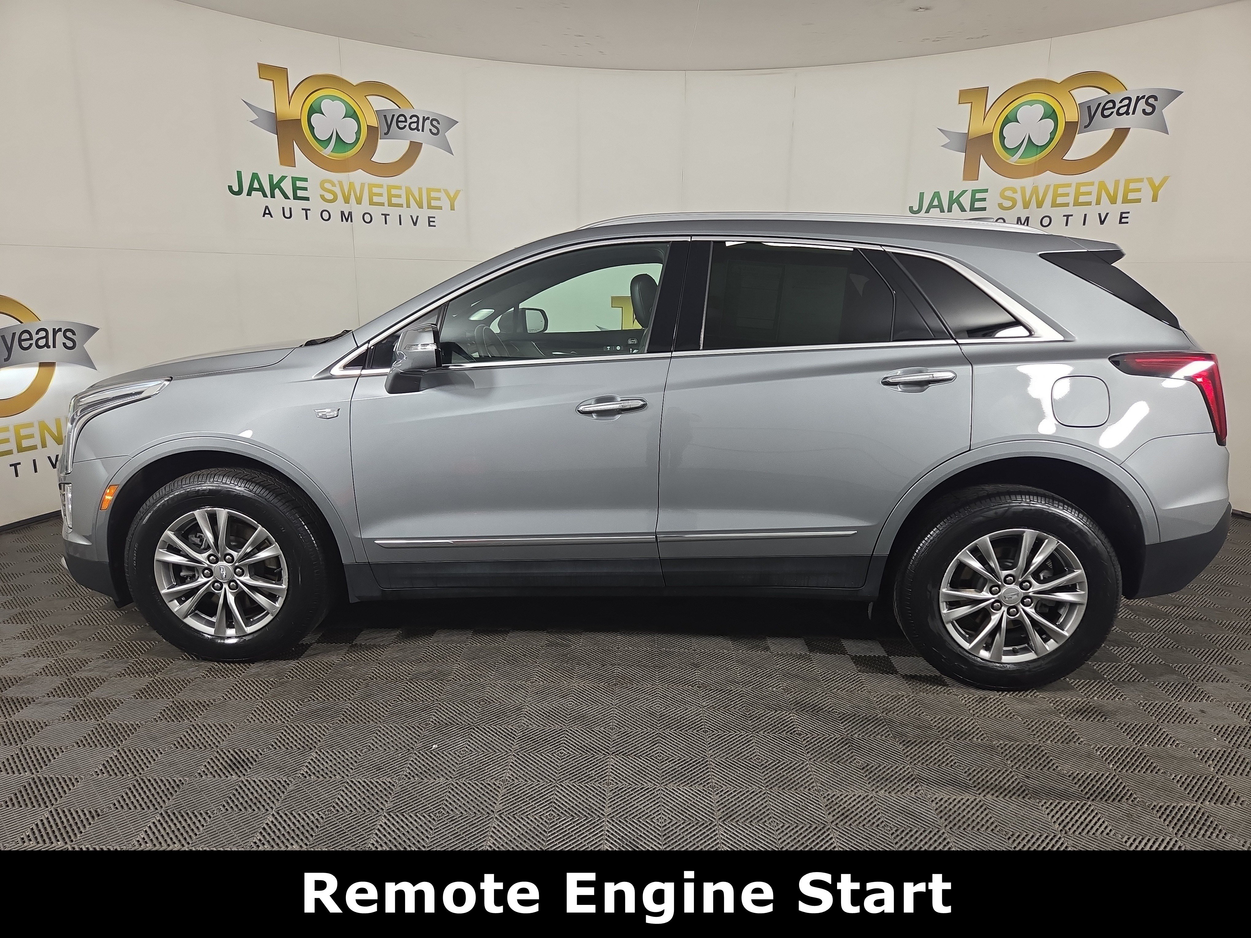 Certified 2023 Cadillac XT5 Premium Luxury w/ LPO, Floor Liner Package AWD/4WD image 4