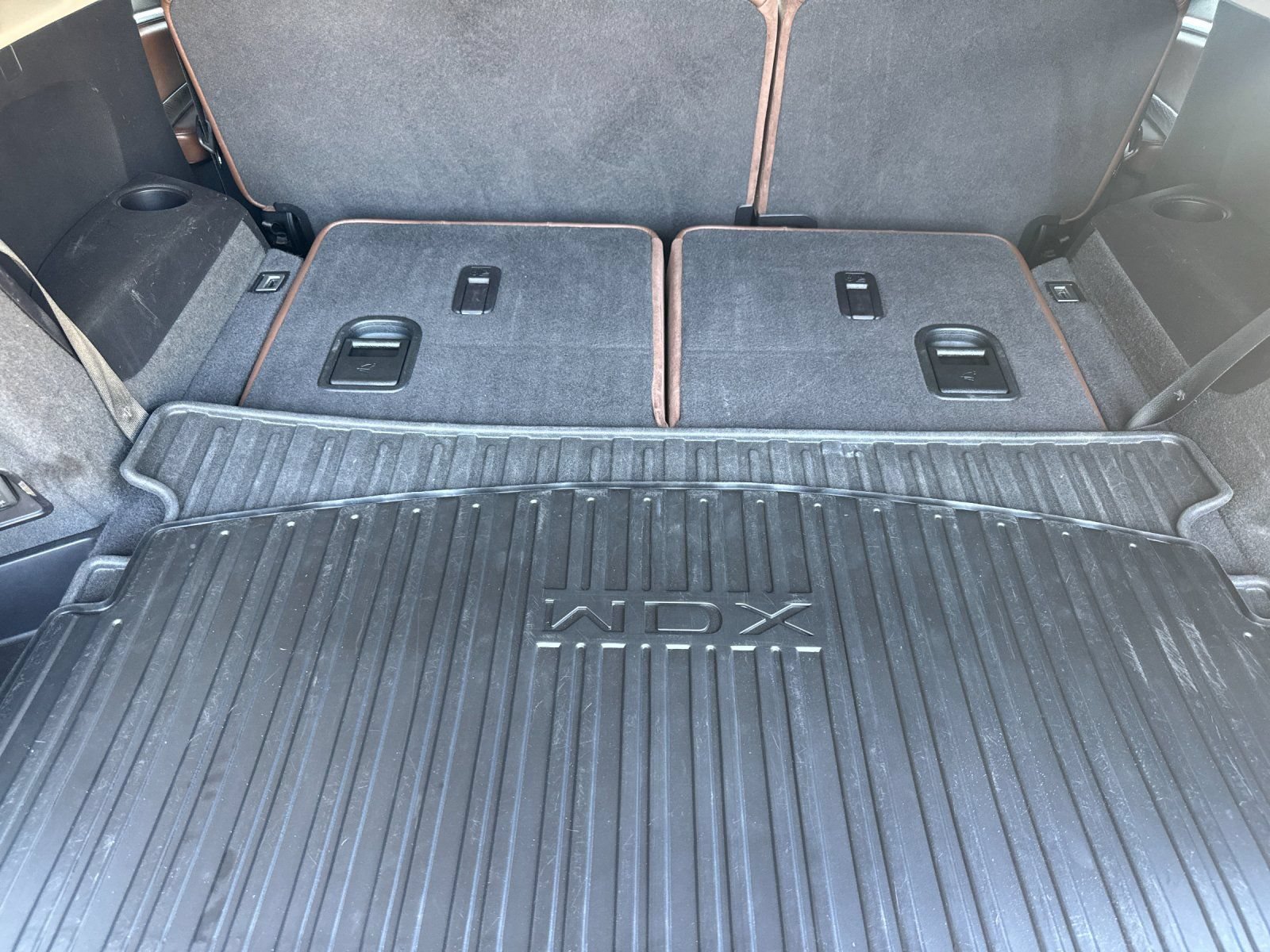 Used 2017 Acura MDX w/ Advance & Entertainment Pac FWD image 16