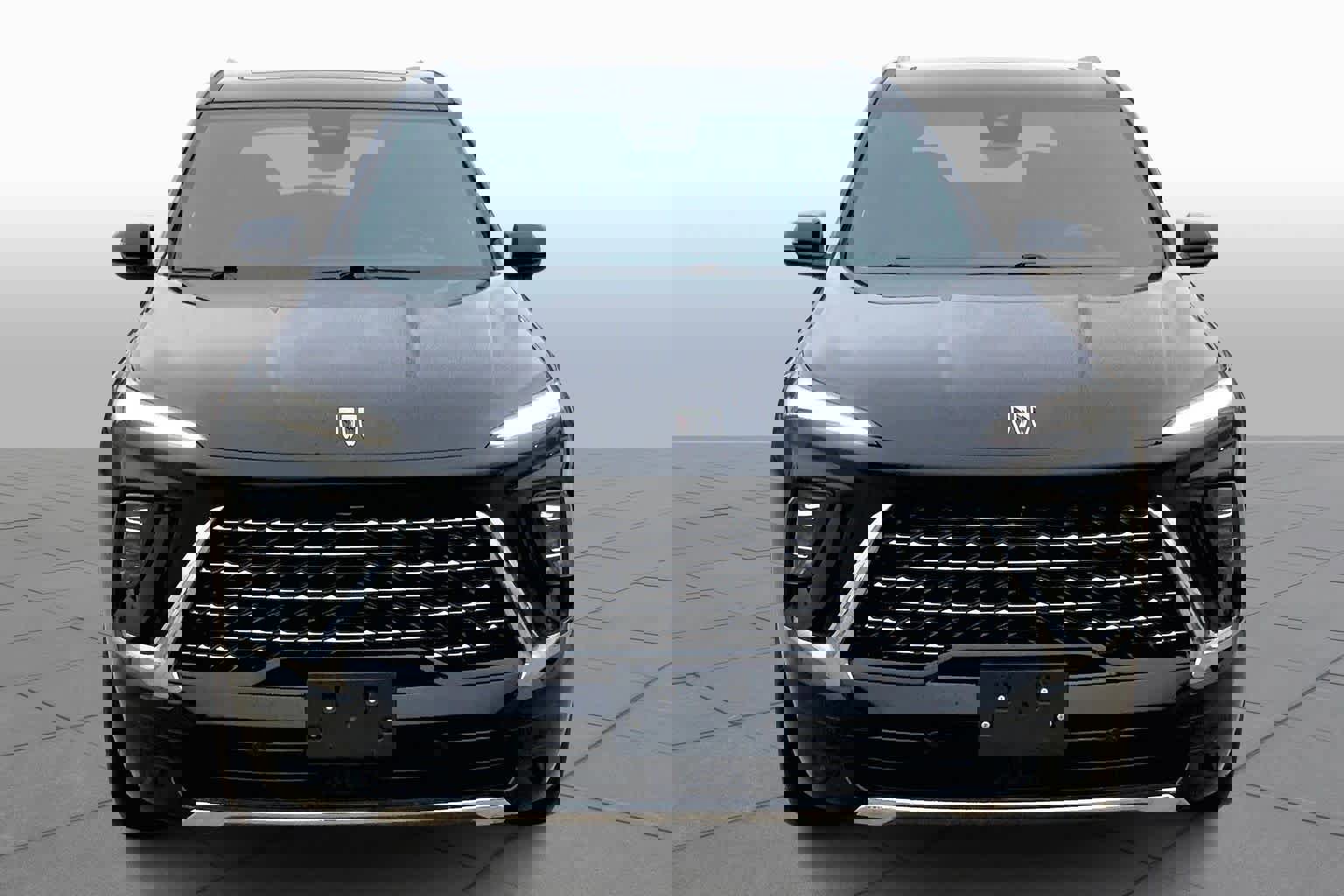 Certified 2025 Buick Enclave Avenir image 3