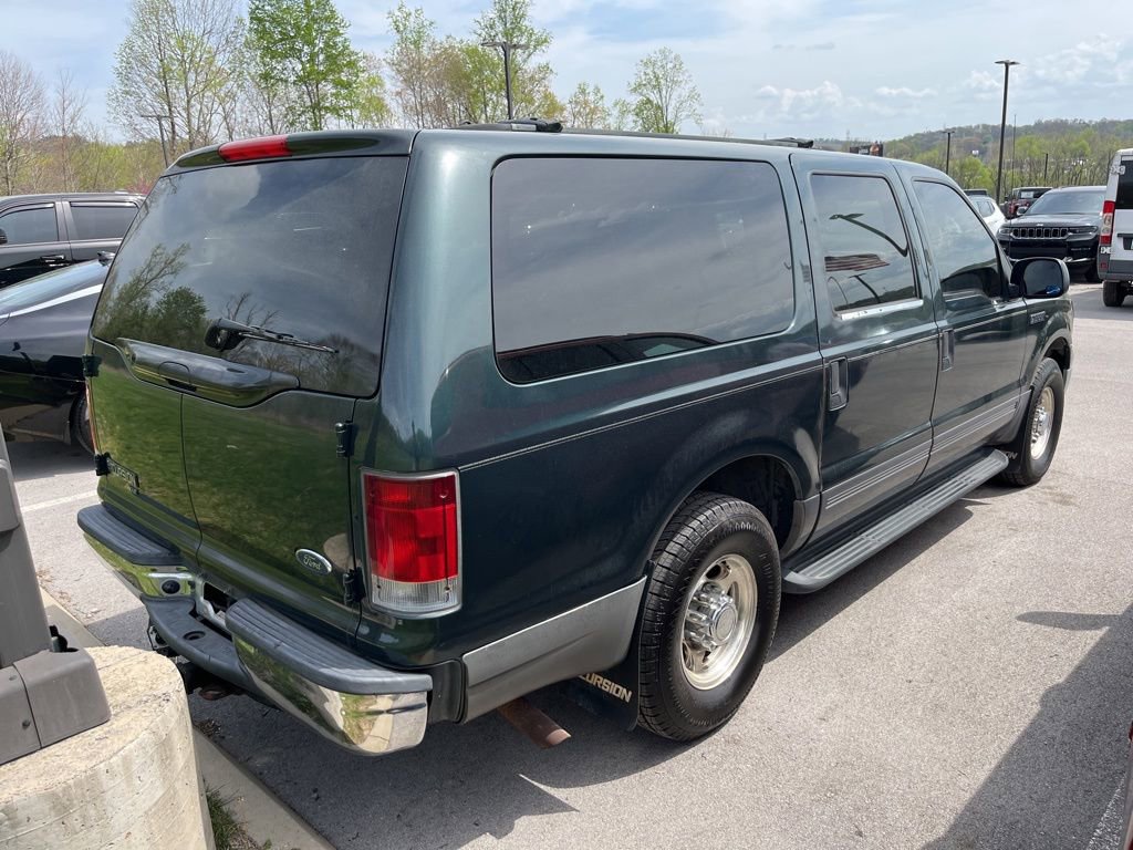 Used 2005 Ford Excursion 2WD image 4