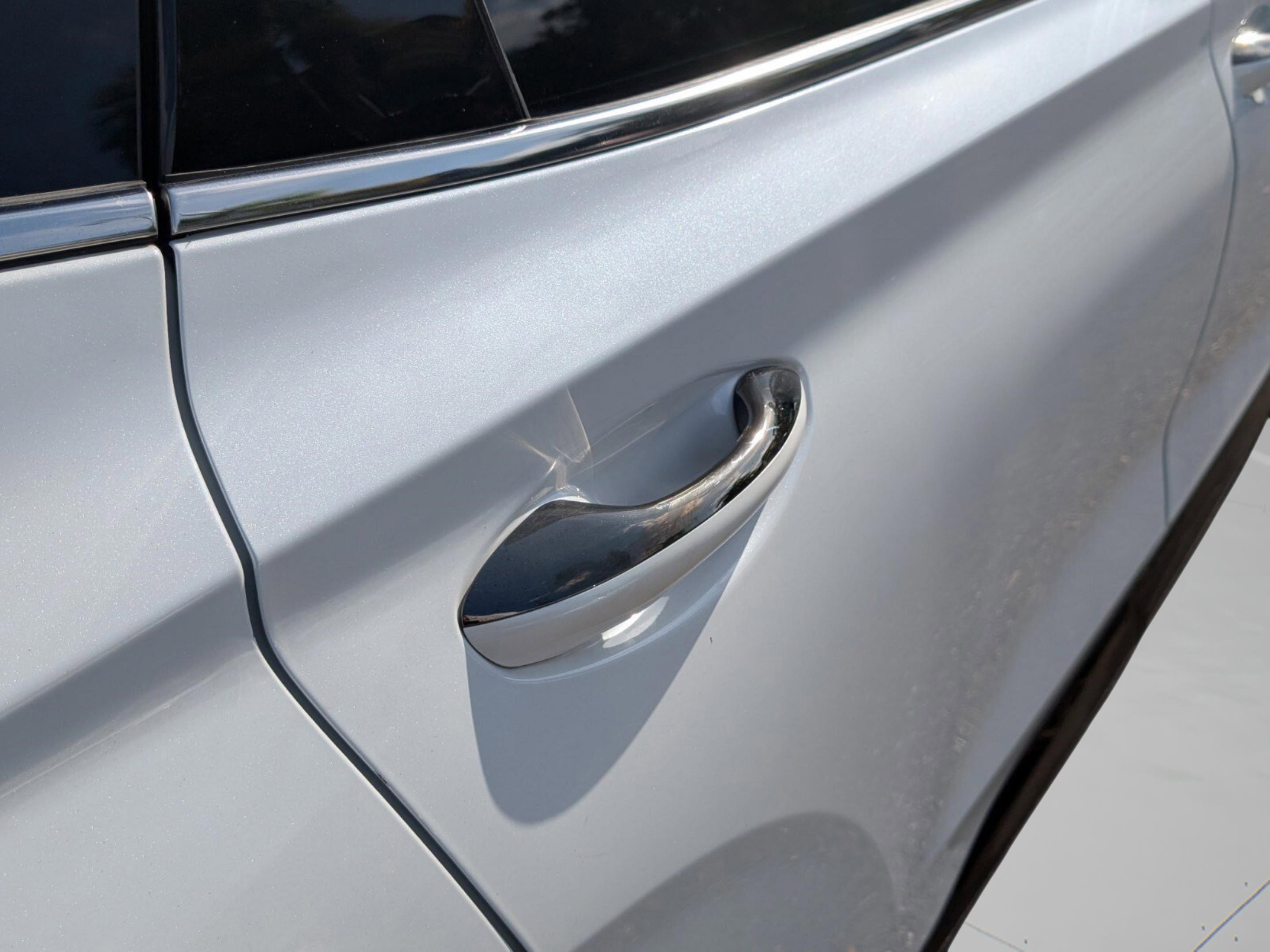 Used 2020 Hyundai Santa Fe Limited image 23