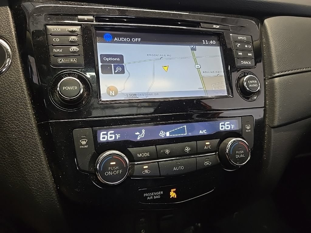 Used 2017 Nissan Rogue SV AWD/4WD image 23