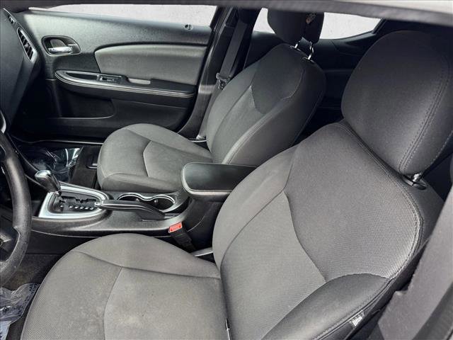 Used 2014 Dodge Avenger SE image 10