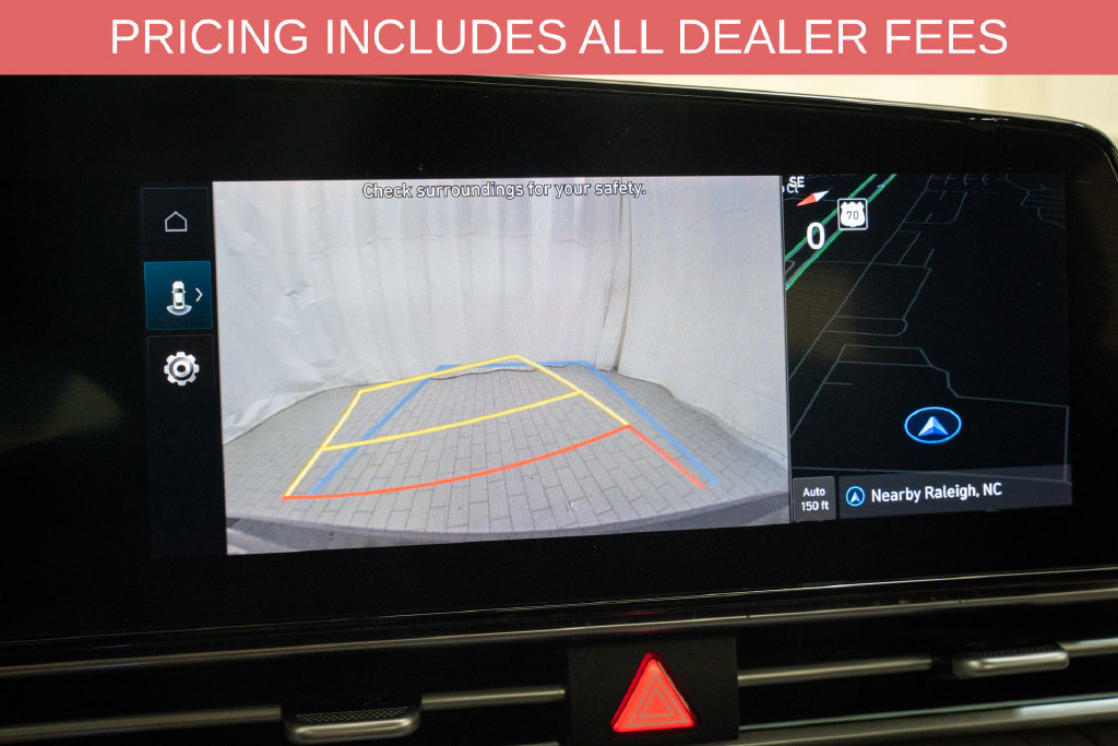 Used 2024 Hyundai Elantra SEL FWD image 13