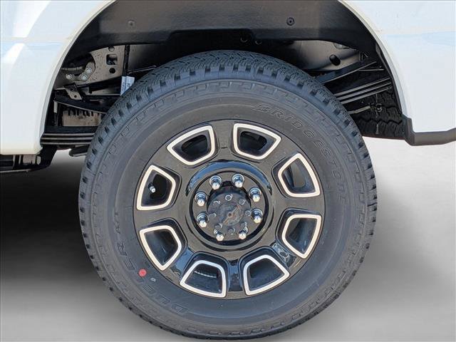 New 2026 Ford F350 Platinum w/ FX4 Off-Road Package AWD/4WD image 9