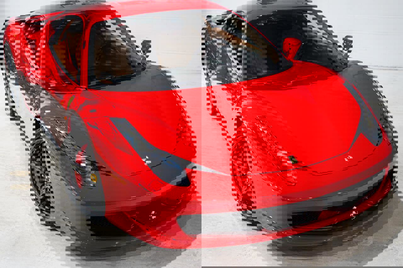 Used 2015 Ferrari 458 Italia Coupe image 26