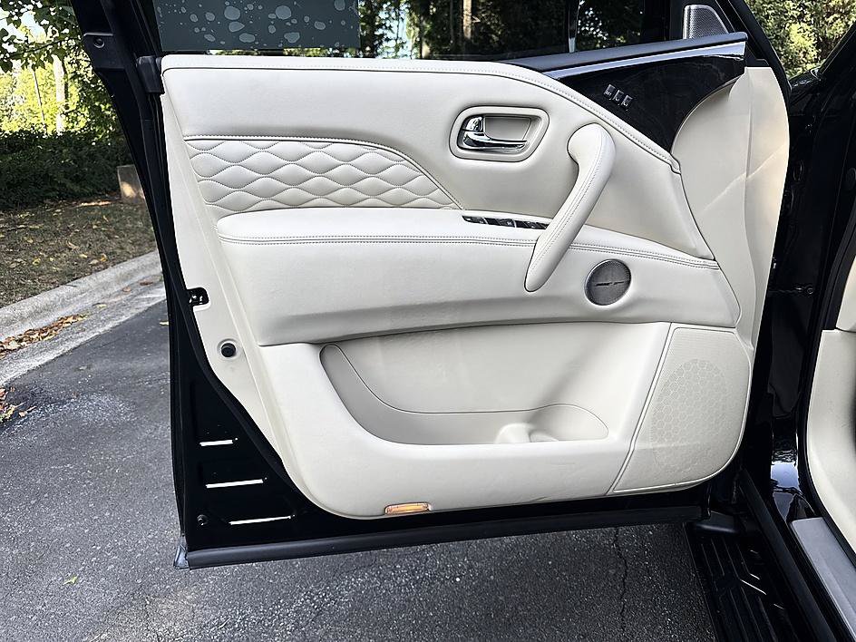 Certified 2024 INFINITI QX80 Sensory AWD/4WD image 9